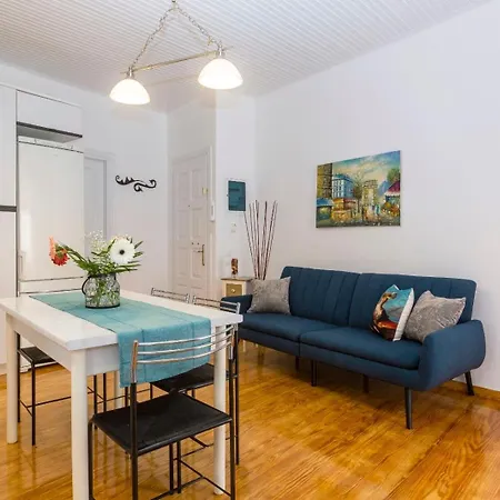 アパート Nobilis Corfu *