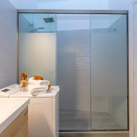 Nobilis Corfu アパート コルフ島