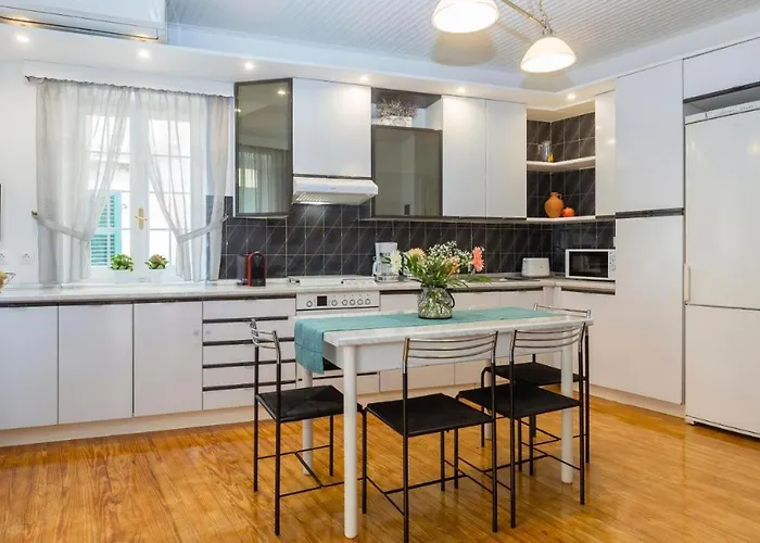 Nobilis Corfu Apartment *