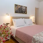 Nobilis Corfu Daire